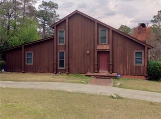3516 Clearwater Dr, Fayetteville, NC 28311