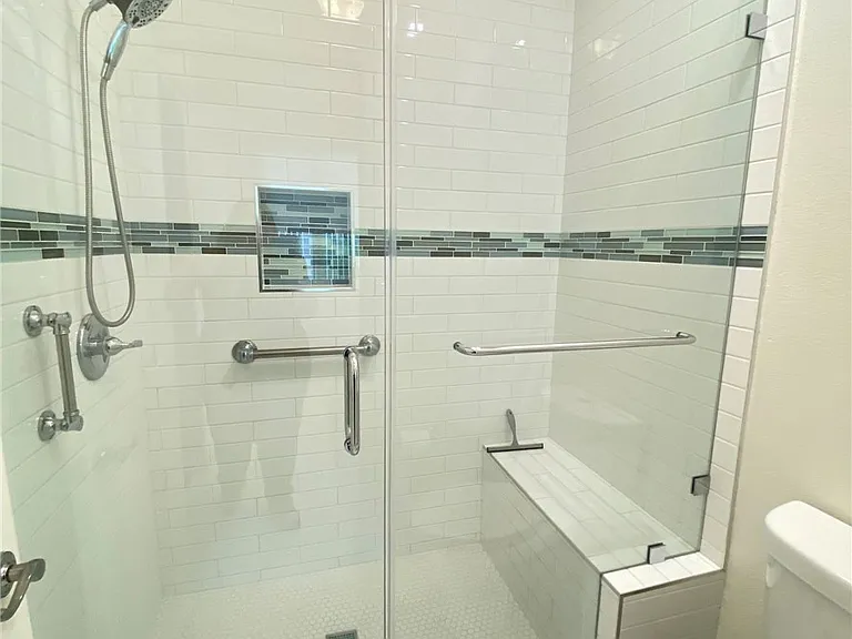 2510 Renata Ct — Photo 24