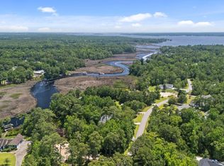 184 White Oak Bluff Rd, Stella, NC 28582