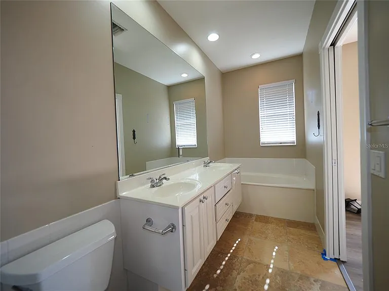 1649 Napoli Dr W — Photo 14