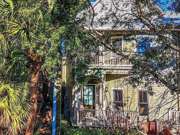 214 W La Rua St — Photo 32