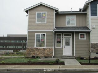 2131 S 262nd Court Des, Seattle, WA