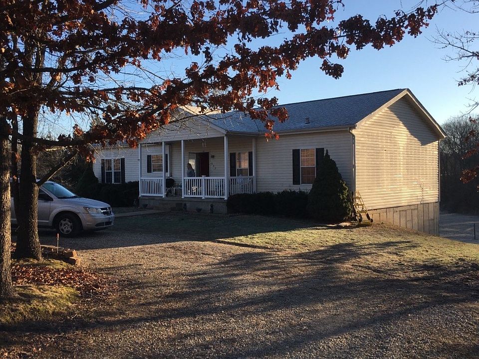 2nd image of 662 Haven Hill Ln