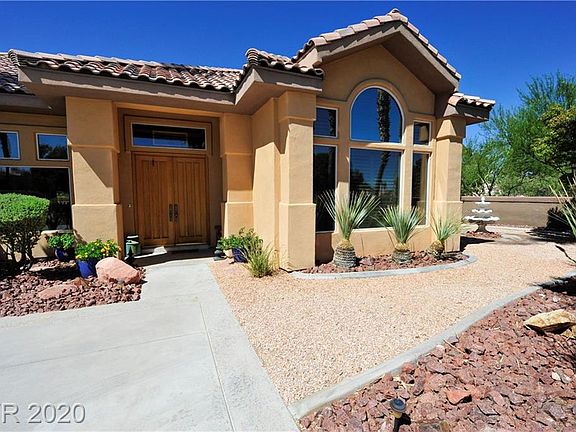 4th image of 8000 Golfers Oasis Dr