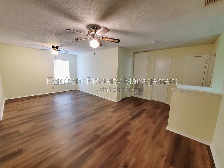 8219 Sunshine Trail Dr — Photo 30