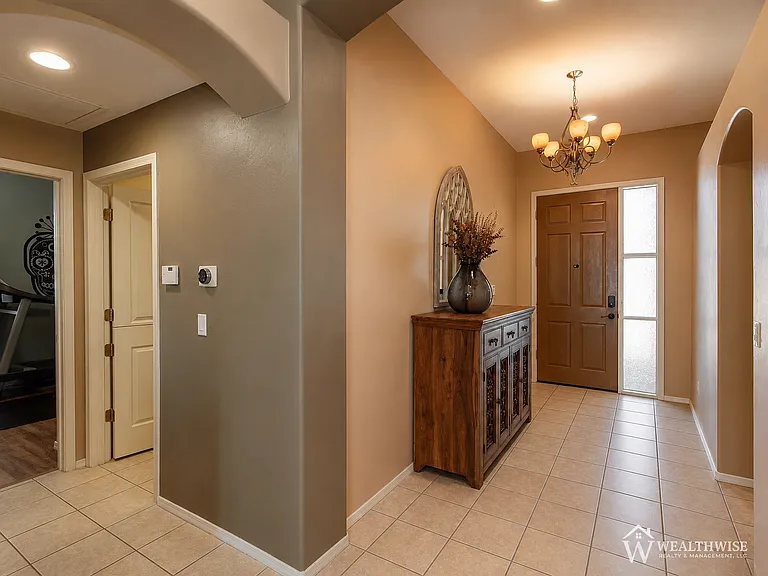 10748 S Wrong Peak Ct — Photo 8