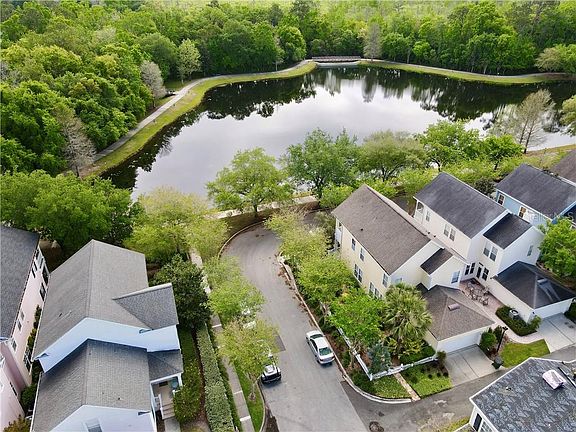 3rd image of 807 Lake Evalyn Dr