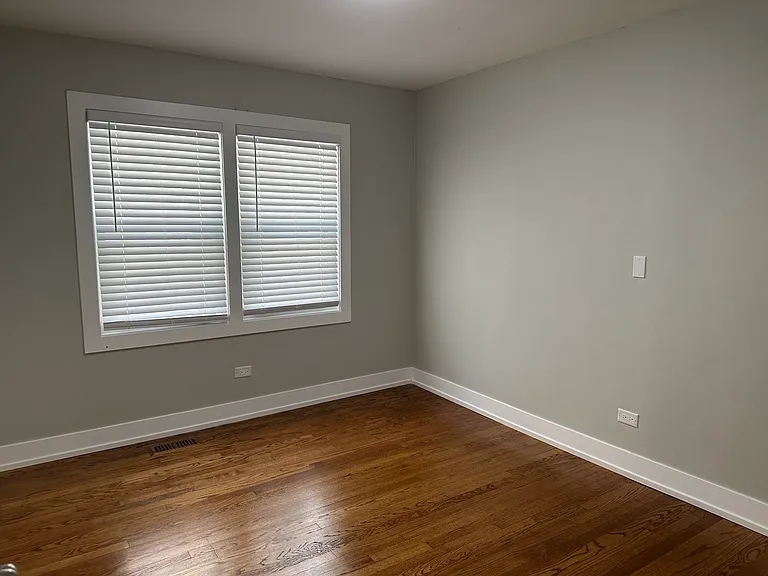 5144 N Avers Ave #2 — Photo 14