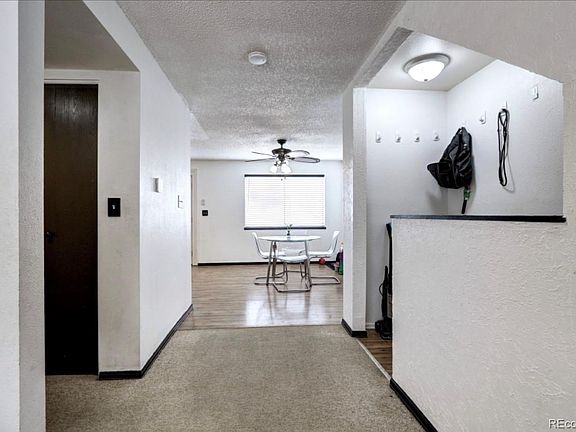 3rd image of 9 Evergreen St
