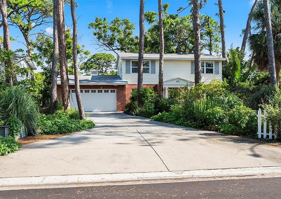 1st image of 501 66TH AVENUE S