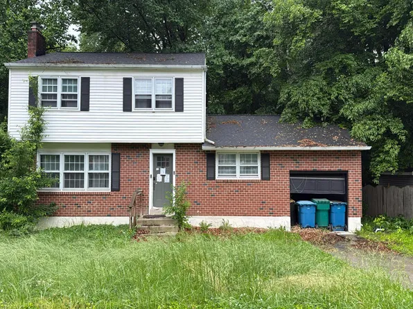 545 E Hanna Dr, Newark, DE 19702