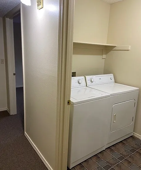 2404 W C St #D — Photo 7