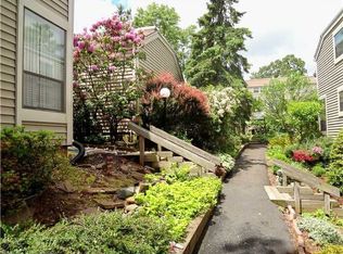 21 Clemens Ct, Rocky Hill, CT 06067