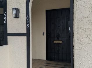 640 N Poinsettia Pl, Los Angeles, CA 90036