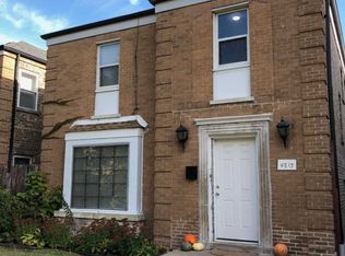 6813 N Ridge Blvd #1, Chicago, IL 60645