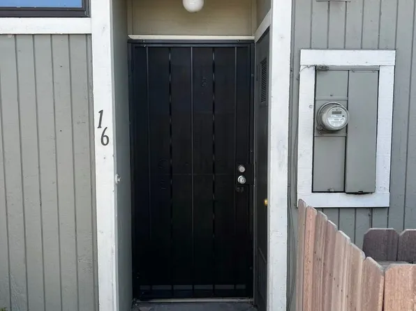 861 Nutmeg Pl APT 16, Reno, NV 89502