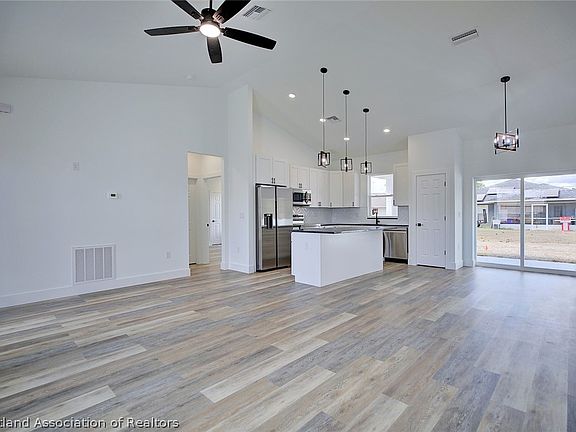 3rd image of 627 Lemans Dr