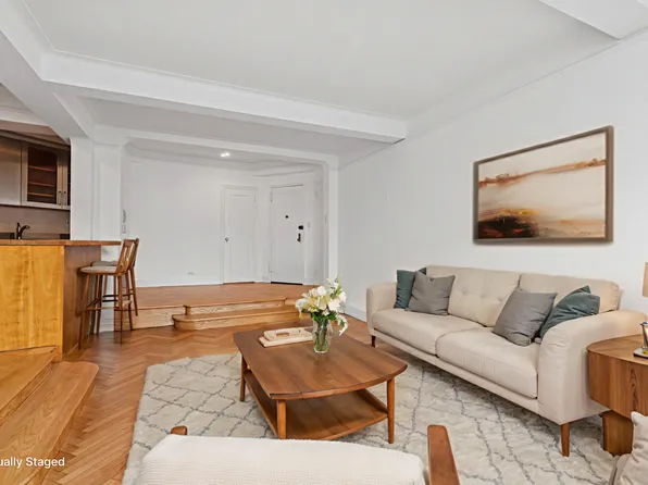 255 Cabrini Boulevard image 5 of 13