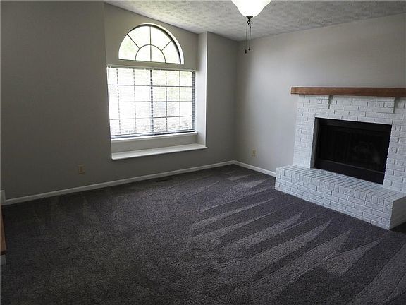 5th image of 10045 Arapahoe Dr