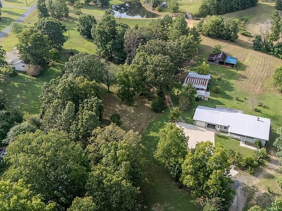 4th image of 434 County Road 109