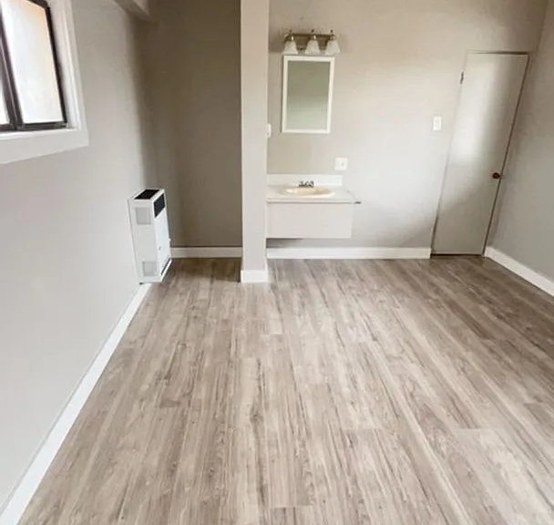 1408 Edison St — Photo 4