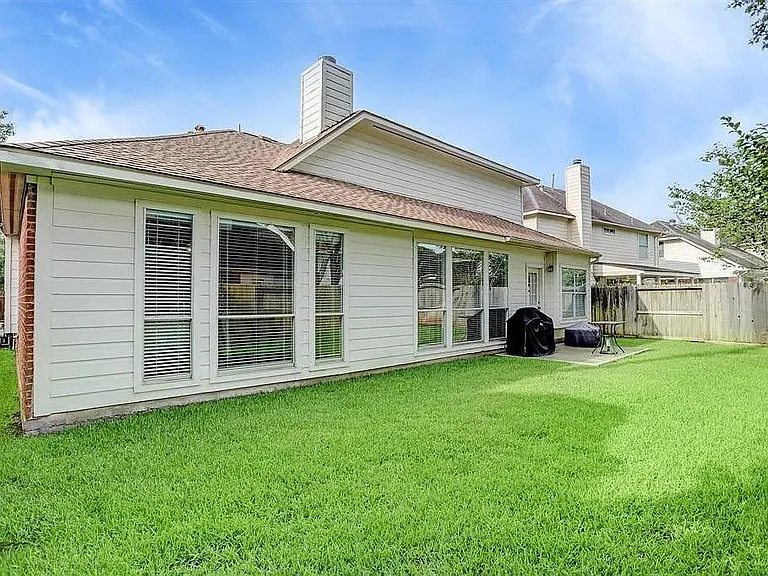 635 Presley Way — Photo 20