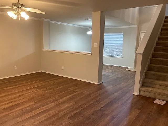 4 bed, 2364 sqft, $1,950 — Photo 3