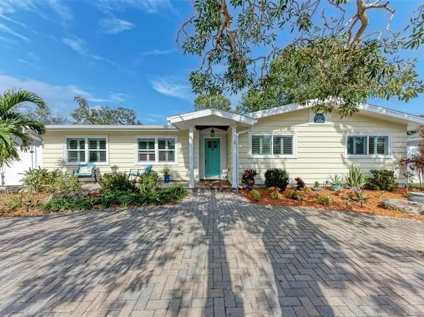 2629 Martin St, Sarasota, FL 34237