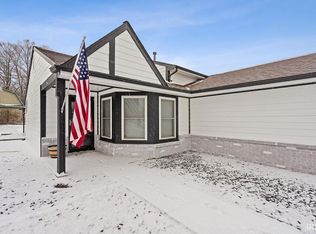 1206 Blue Jay Dr, Greentown, IN 46936