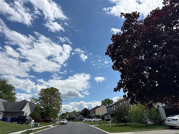 5th image of 126 Heidi Ln
