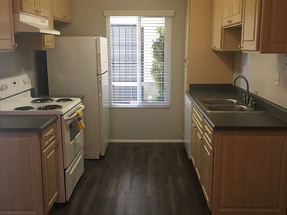 4th image of 3962 Hamilton St #11