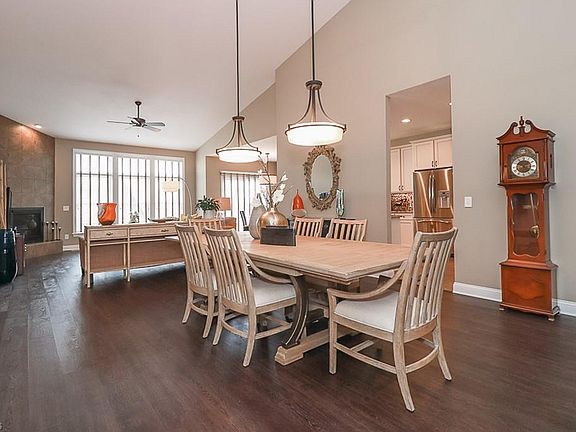 5th image of 406 Creekside Dr