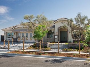 11718 Hollybrook Ln, Bakersfield, CA 93311
