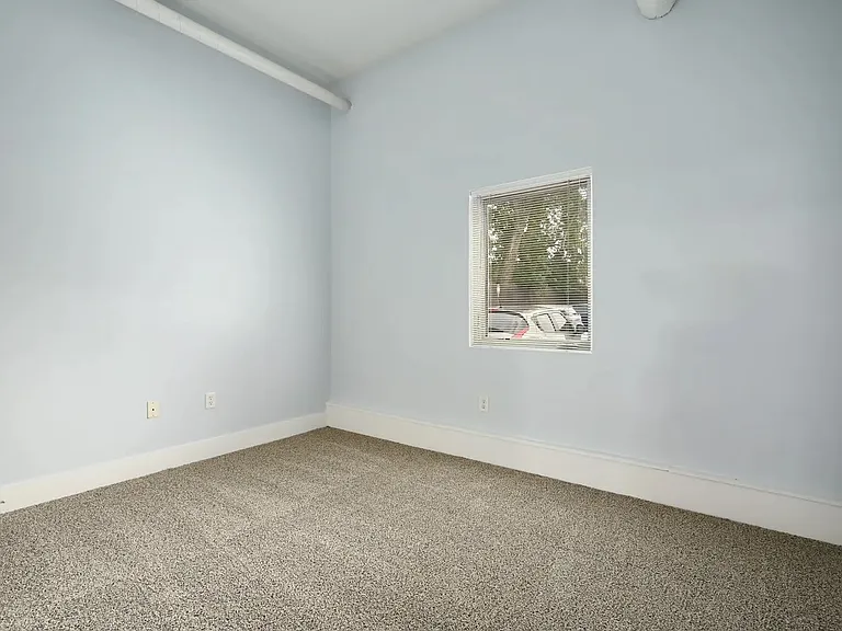 3001 Gillham Rd #104 — Photo 7