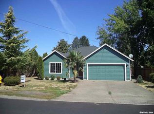 312 Jefferson St, Silverton, OR