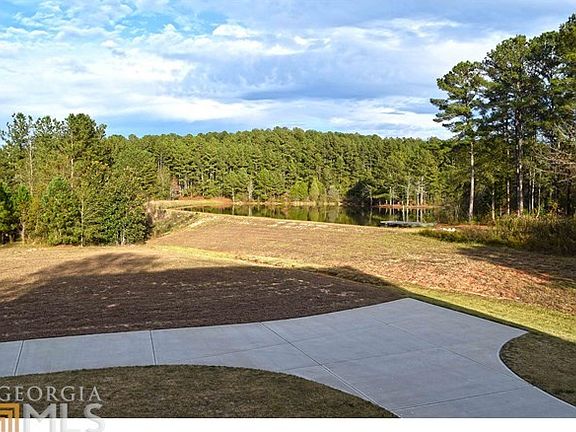 5th image of 329 Brook Hollow Ln