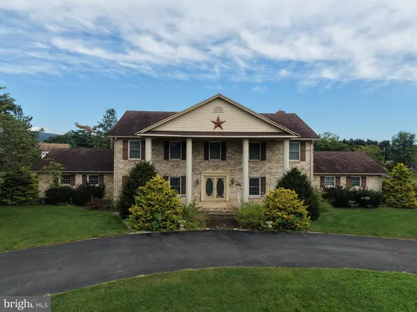 262 Rhondel Dr, Saint Thomas, PA 17252