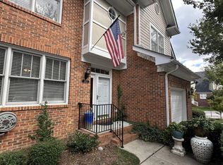 212 Ashton Hall Ln, Raleigh, NC 27609