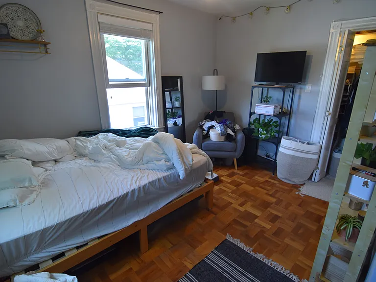 19 Craig Pl #3 — Photo 6