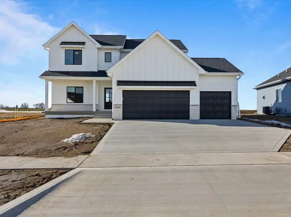 4638 180th St, Urbandale, IA 50323