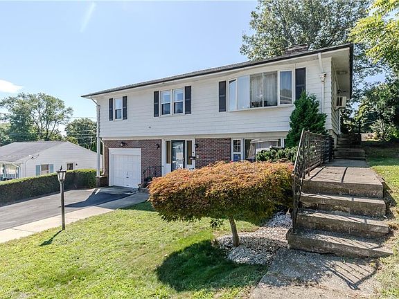 3rd image of 104 Meadow Rd
