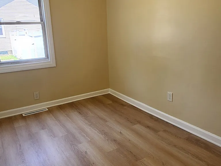 117 Alder Dr — Photo 8