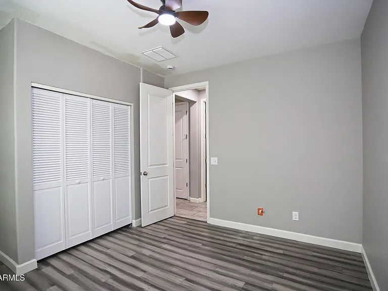 4116 S Greythorne Way — Photo 1