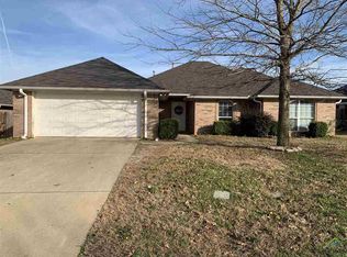 560 Spencer Ln, Tyler, TX 75704