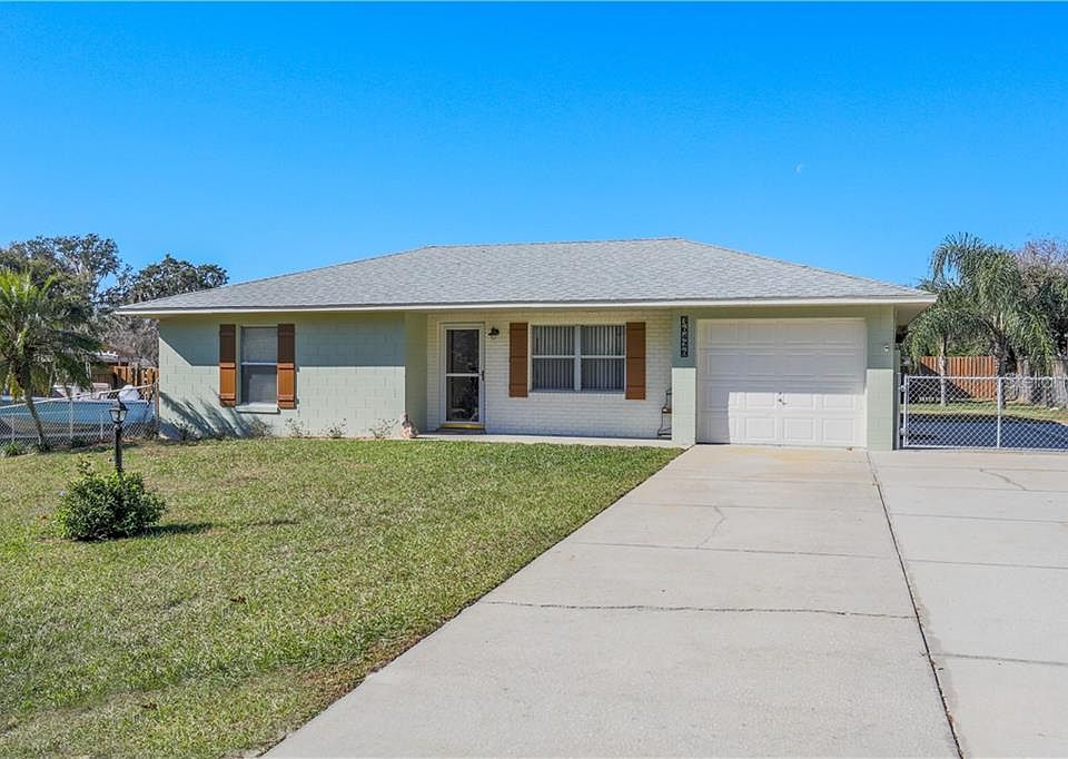 1st image of 36426 Bristol Cir