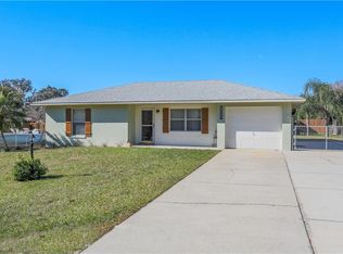 36426 Bristol Cir, Grand Island, FL 32735