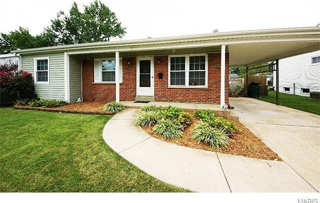 1st image of 2500 Teakwood Manor Dr