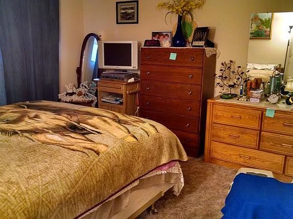 3rd image of 1728 Ponderosa Ln