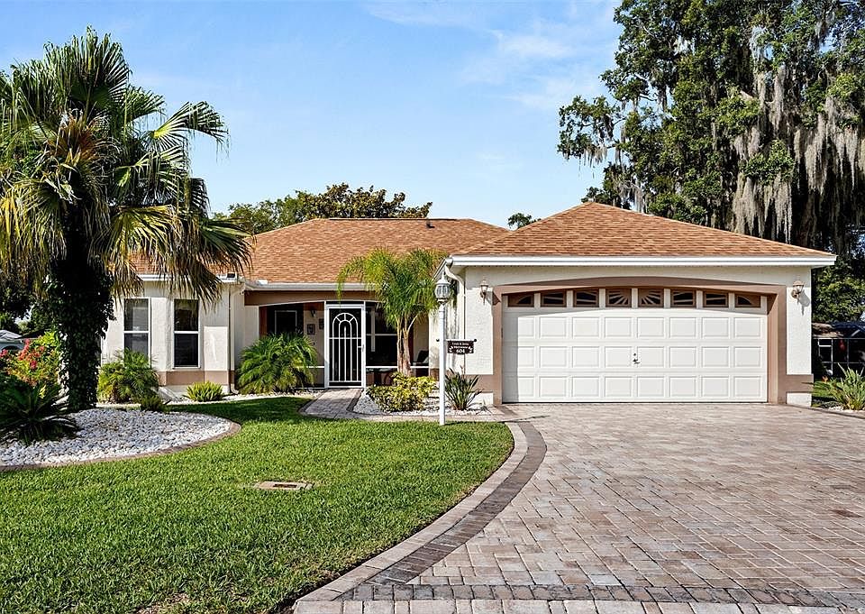 1st image of 604 Ortega Way