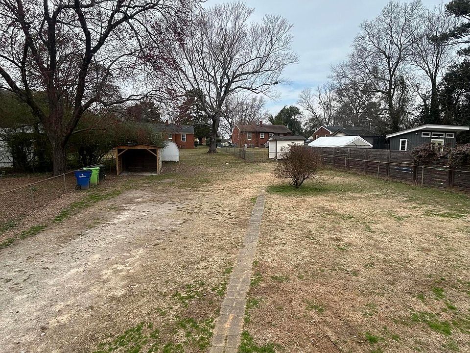 1st image of 2736 Layden St